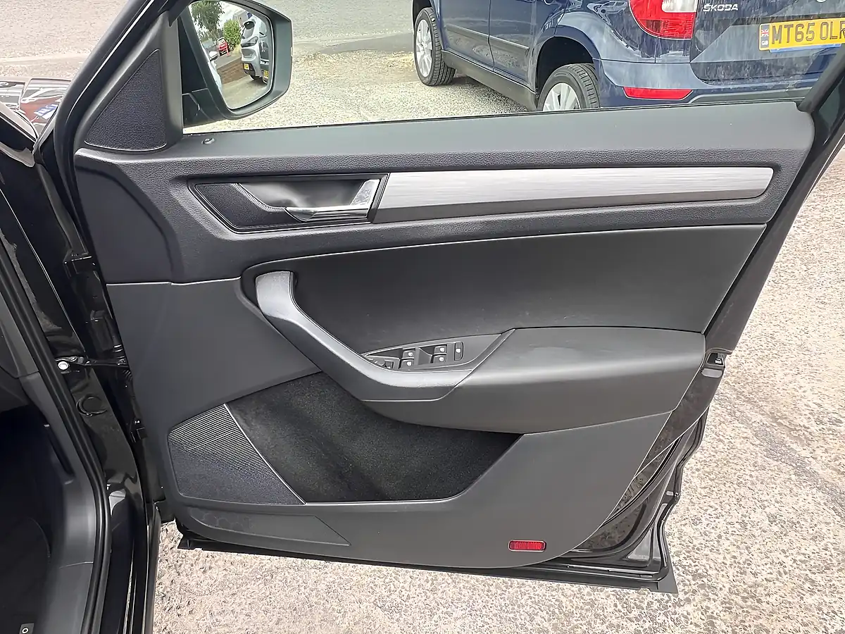 Used 2021 Skoda Kodiaq Se Black Magic Pearl Met - Interior and Exterior details 16