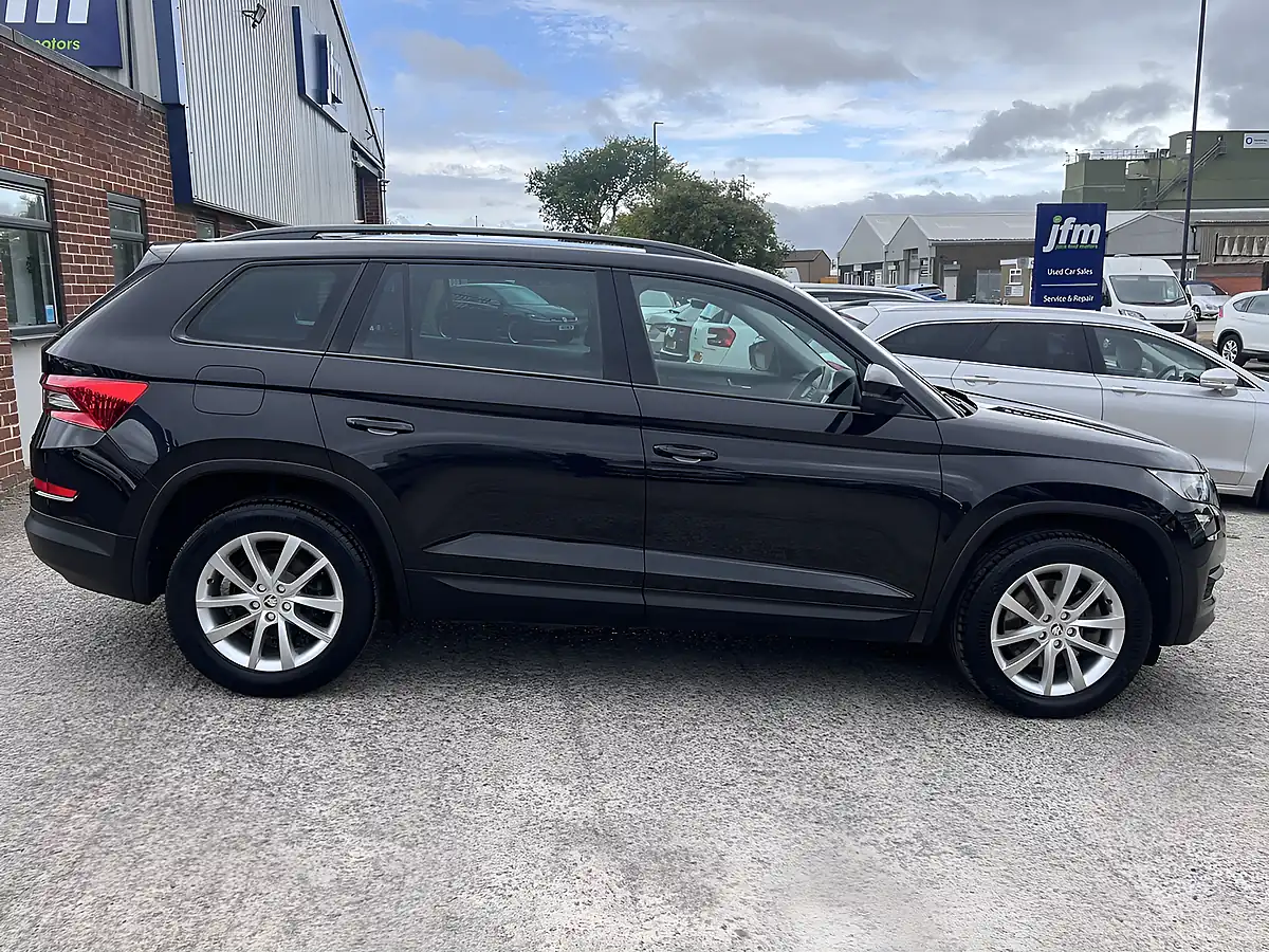Used 2021 Skoda Kodiaq Se Black Magic Pearl Met - Interior and Exterior details 5