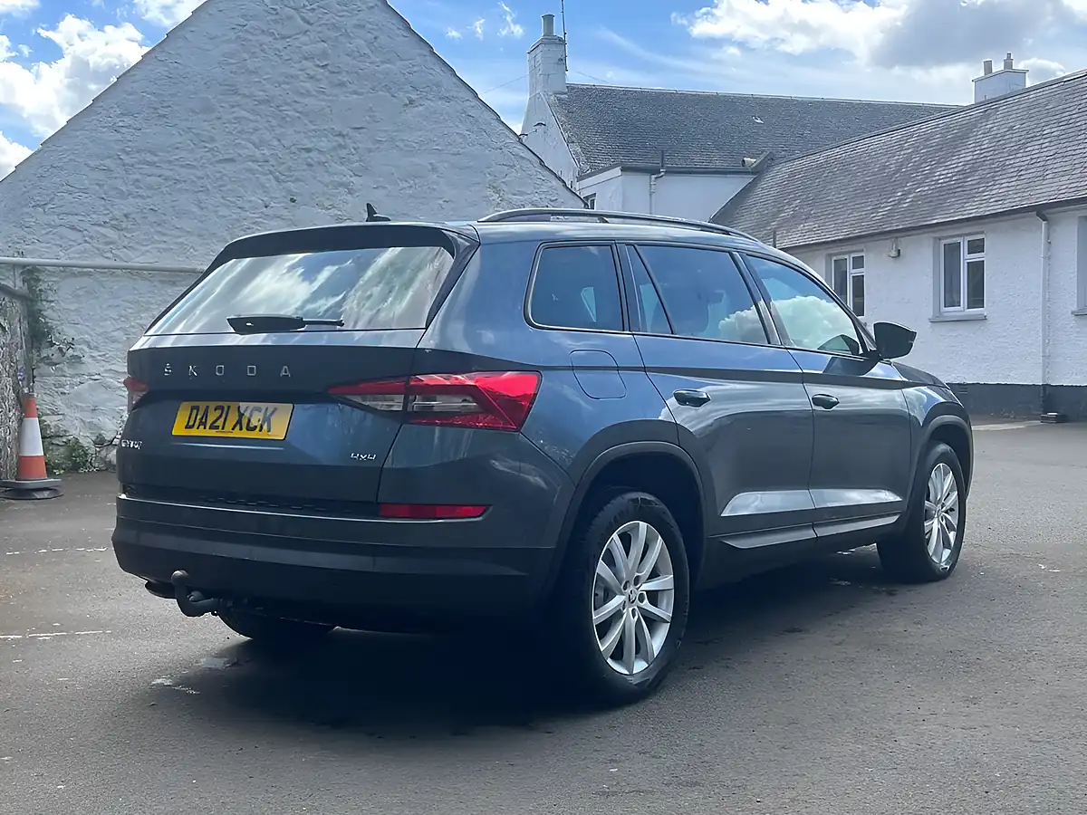 Used 2021 Skoda Kodiaq Se Grey - Interior and Exterior details 4