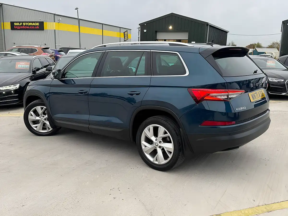 Used 2021 Skoda Kodiaq Se L Blue - Interior and Exterior details 7