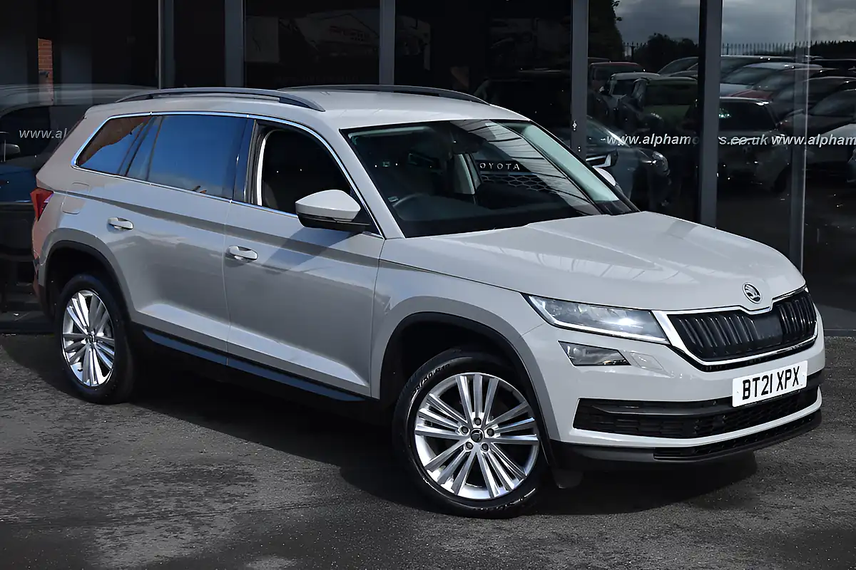 Used 2021 Skoda Kodiaq Se L Meteor Grey - Front View