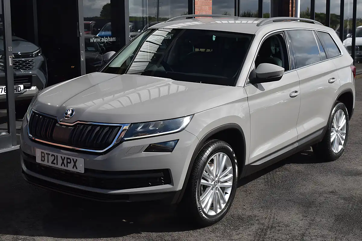 Used 2021 Skoda Kodiaq Se L Meteor Grey - Interior and Exterior details 10