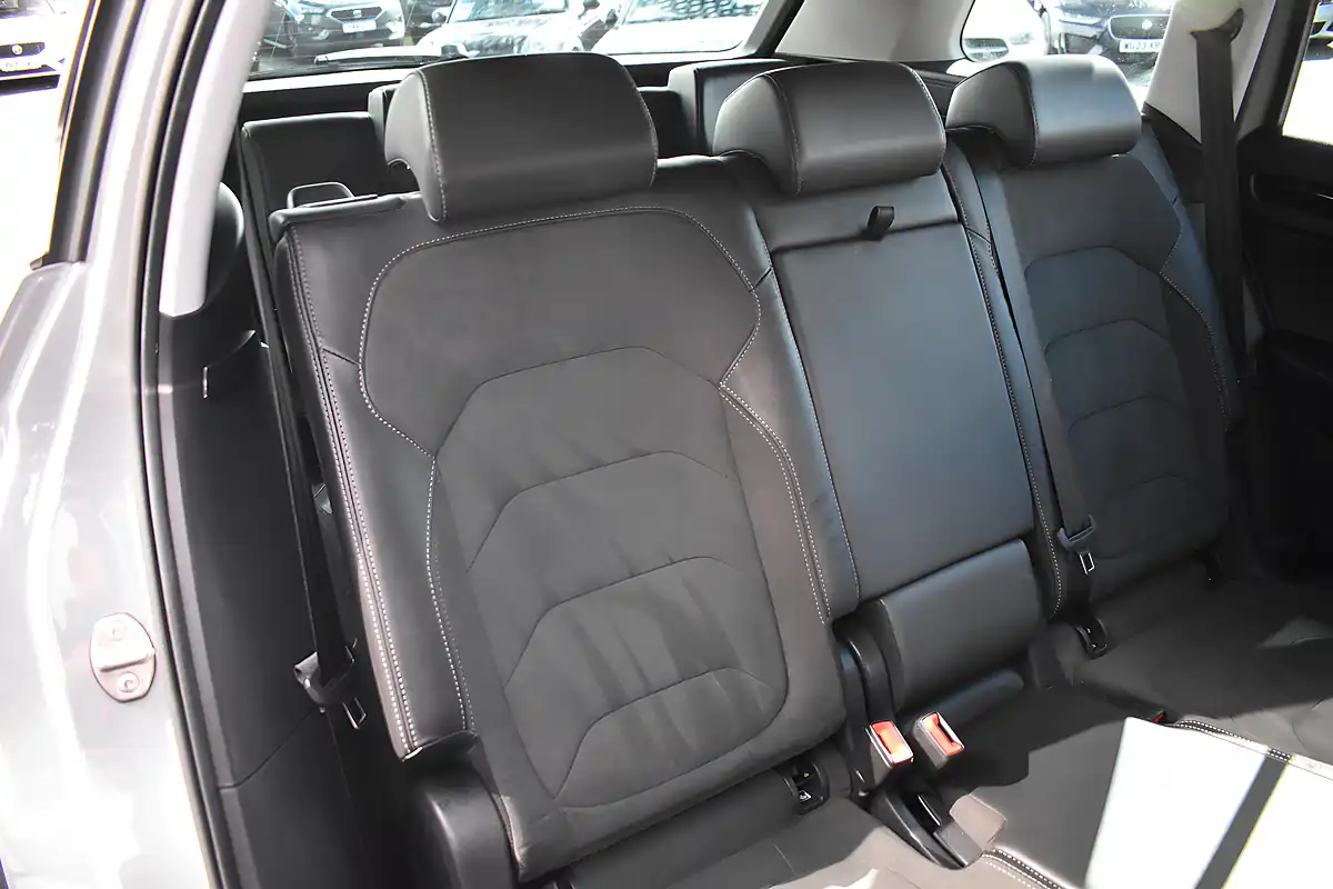 Used 2021 Skoda Kodiaq Se L Meteor Grey - Interior and Exterior details 12