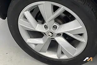 Used 2021 Skoda Kodiaq Se L Silver - Interior and Exterior details 17