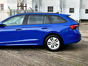 Used 2021 Skoda Octavia Se Technology Blue - Interior and Exterior details 10