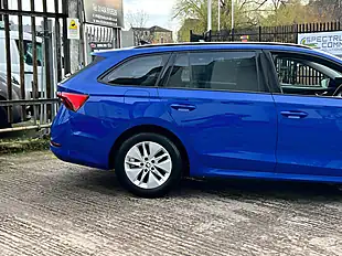 Used 2021 Skoda Octavia Se Technology Blue - Interior and Exterior details 8