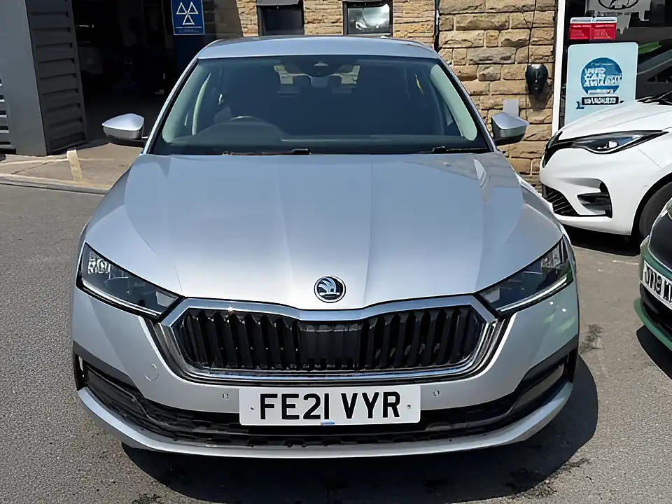 Used 2021 Skoda Octavia Se Technology Silver - Interior and Exterior details 2
