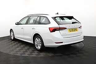 Used 2021 Skoda Octavia Se Technology White - Interior and Exterior details 6