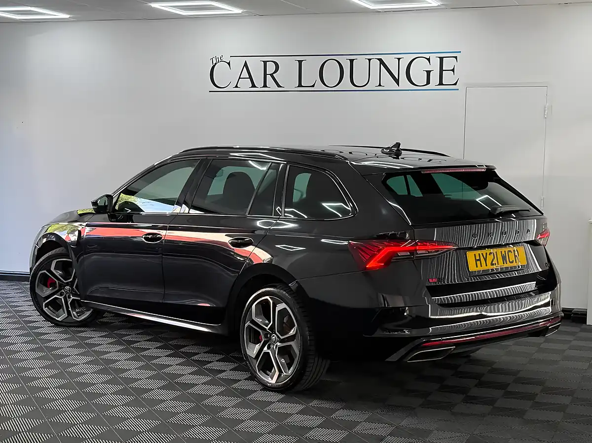 Used 2021 Skoda Octavia VRS Black - Interior and Exterior details 5