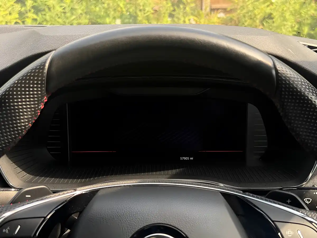 Used 2021 Skoda Octavia VRS Blue - Interior and Exterior details 13