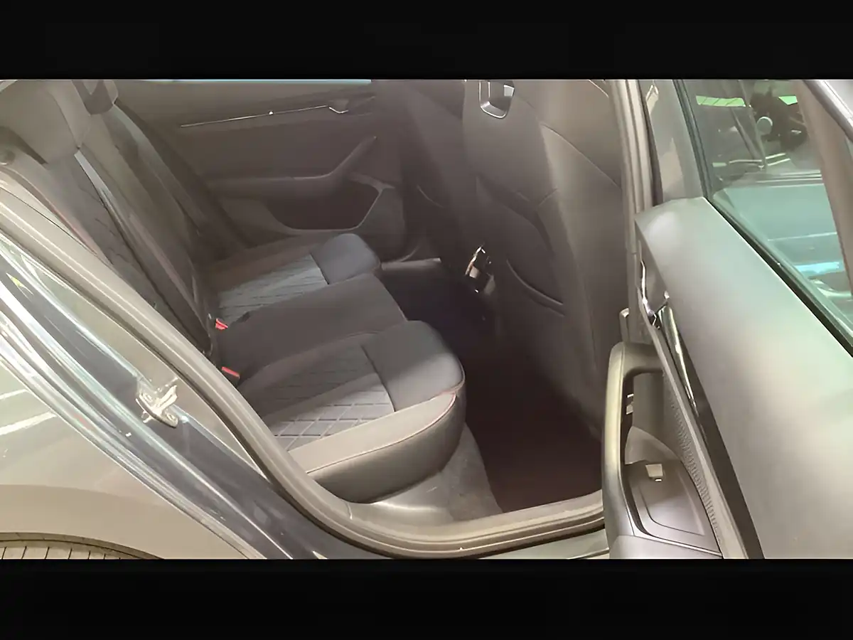 Used 2021 Skoda Octavia VRS Graphite Grey - Interior and Exterior details 10