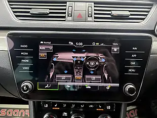 Used 2021 Skoda Superb Se L Silver - Interior and Exterior details 13