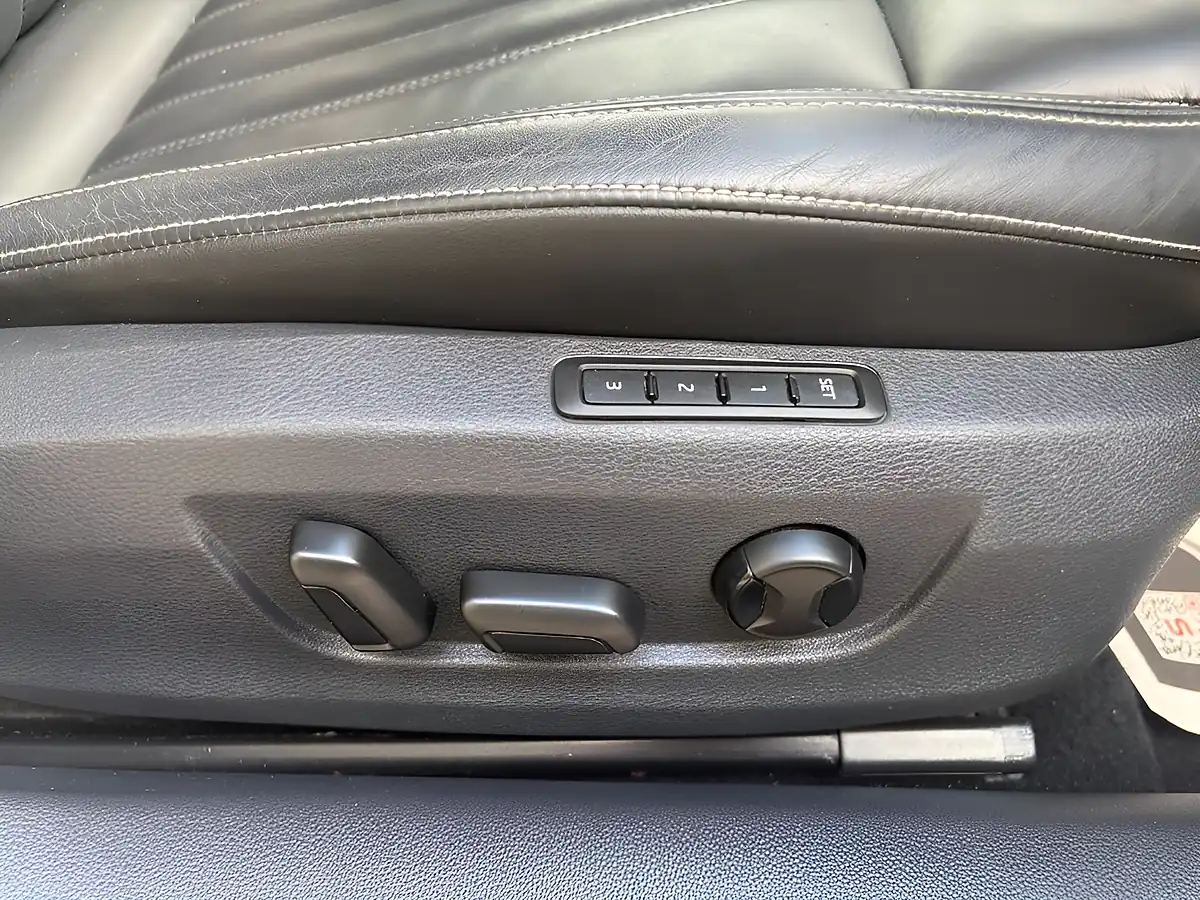 Used 2021 Skoda Superb Se L Silver - Interior and Exterior details 16