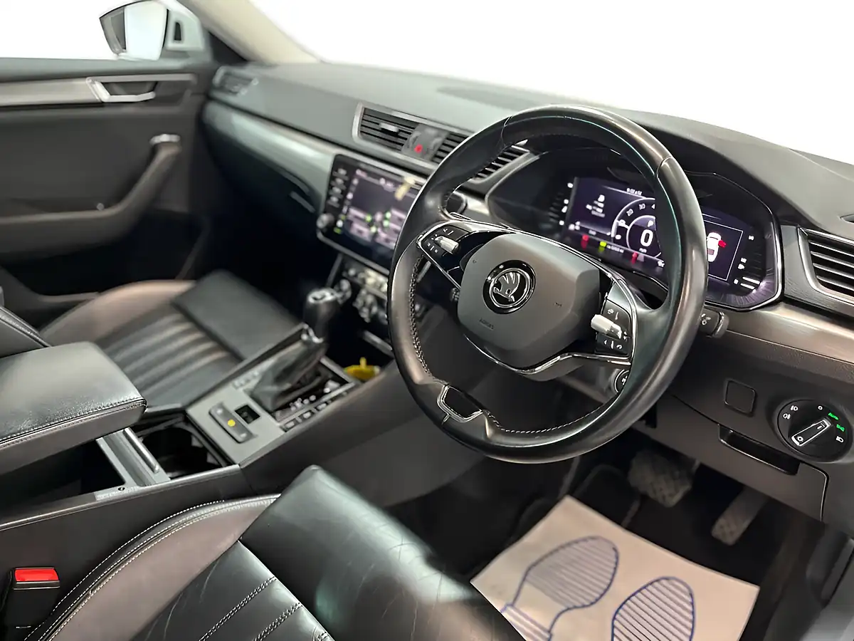 Used 2021 Skoda Superb Se L White - Interior and Exterior details 14