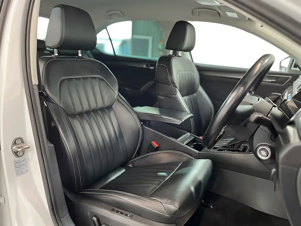 Used 2021 Skoda Superb Se L White - Interior and Exterior details 17