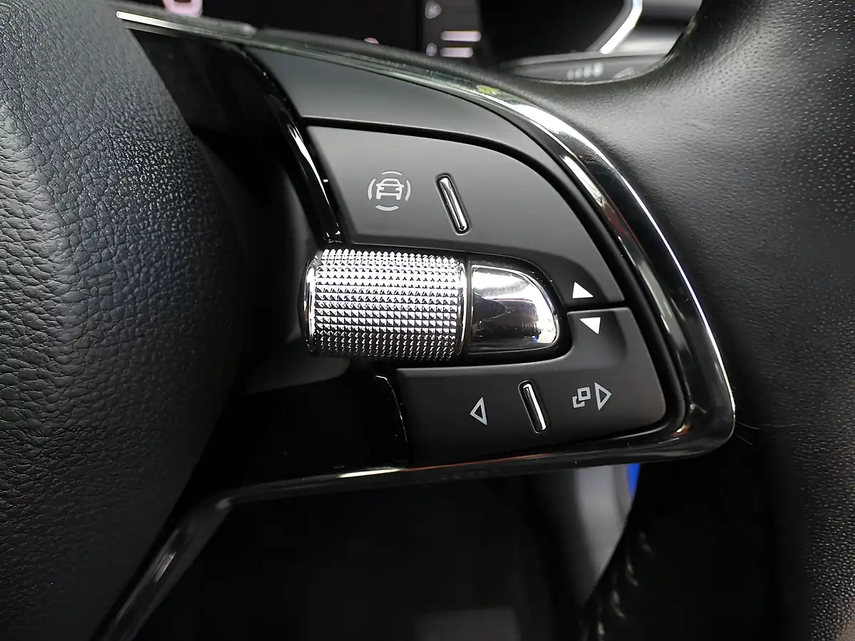 Used 2021 Skoda Superb Se Technology Energy Blue - Interior and Exterior details 18