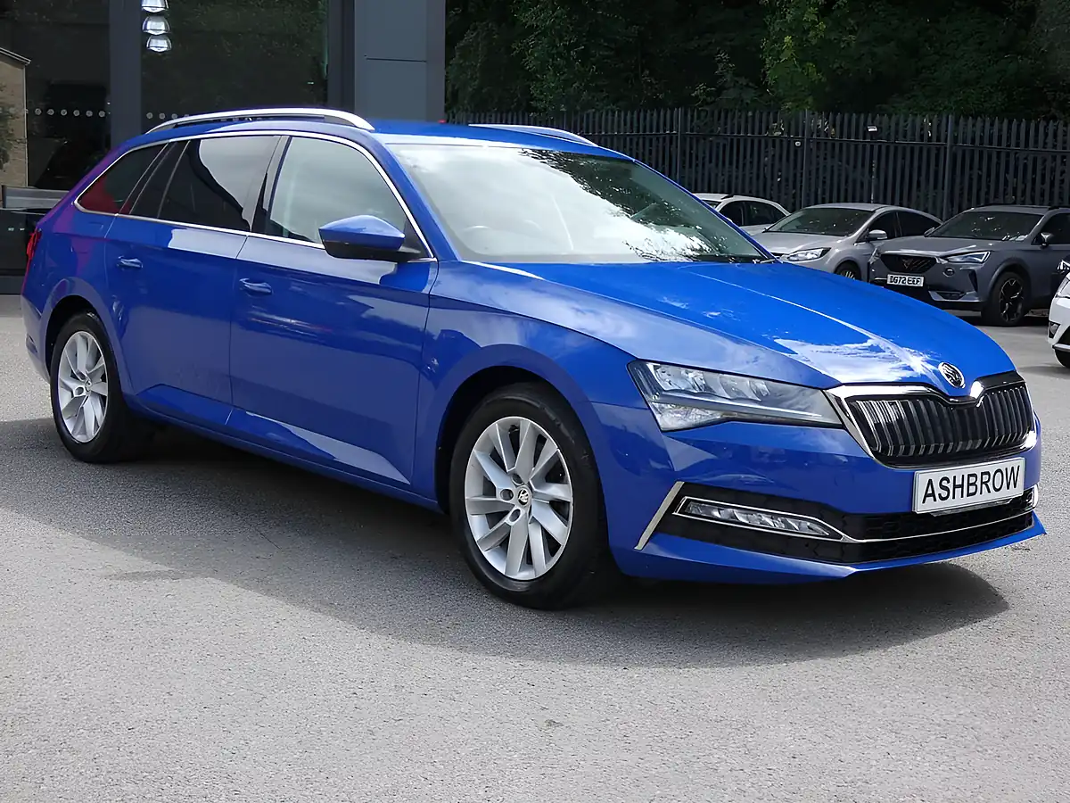 Used 2021 Skoda Superb Se Technology Energy Blue - Interior and Exterior details 6