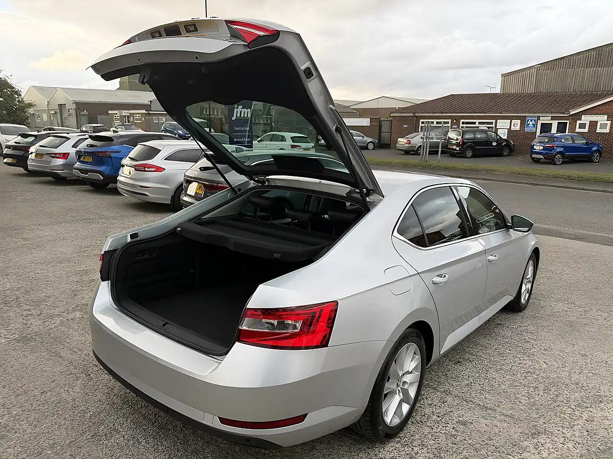 Used 2021 Skoda Superb Se Technology Silver Metallic - Interior and Exterior details 16