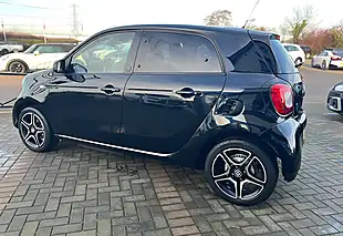 Used 2021 Smart Forfour Premium Black/Black - Interior and Exterior details 13