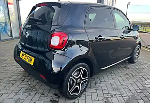 Used 2021 Smart Forfour Premium Black/Black - Interior and Exterior details 8