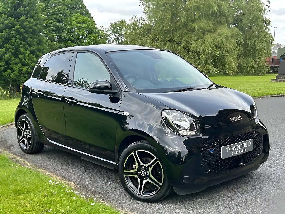 Used 2021 Smart Forfour Premium Black - Interior and Exterior details 10