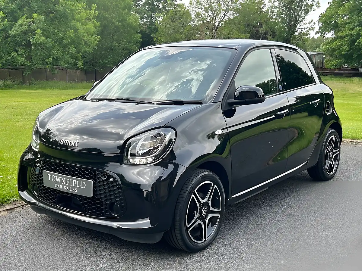 Used 2021 Smart Forfour Premium Black - Interior and Exterior details 3