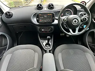 Used 2021 Smart Forfour Premium Black - Interior and Exterior details 6