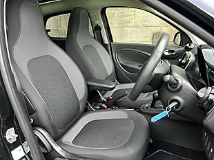Used 2021 Smart Forfour Premium Black - Interior and Exterior details 8