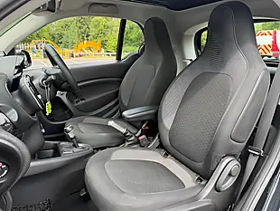 Used 2021 Smart Fortwo Brabus Line Black - Interior and Exterior details 10