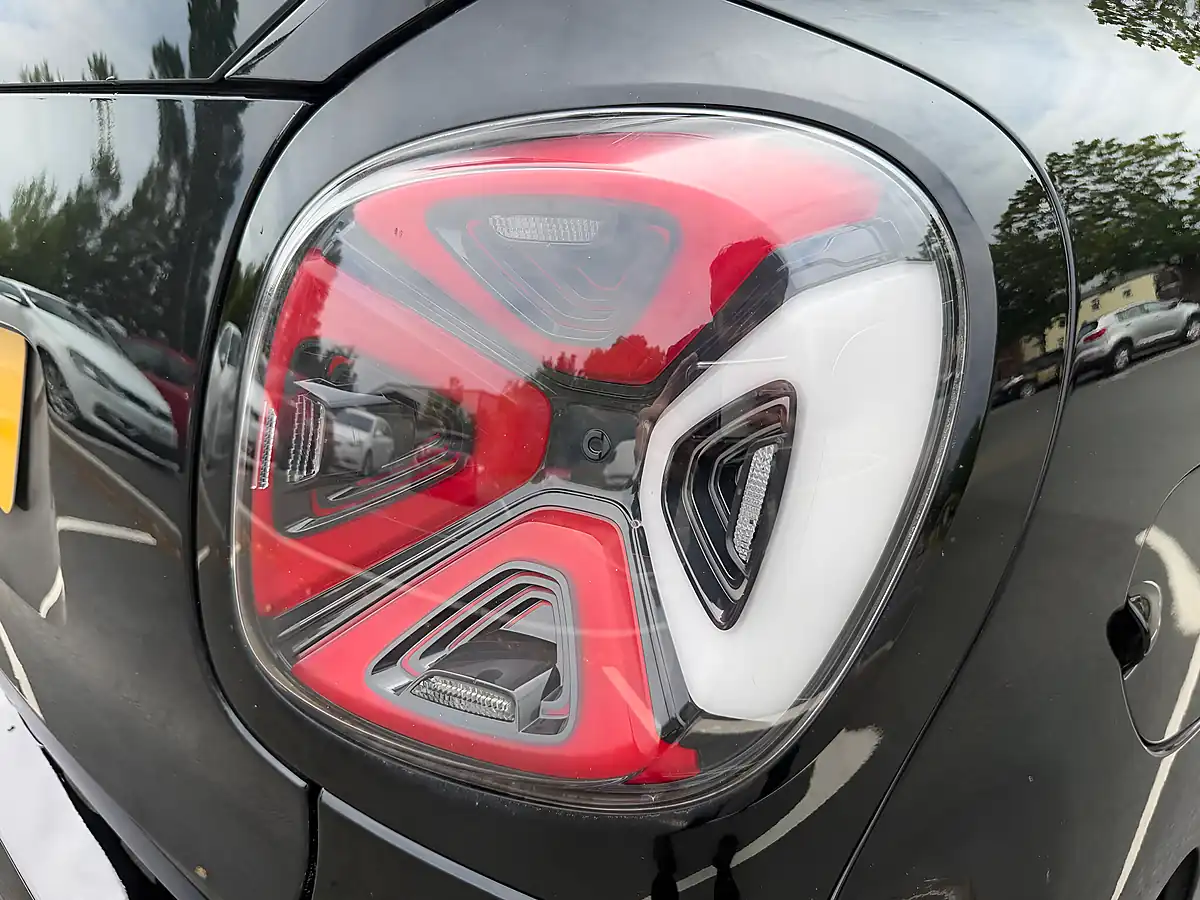 Used 2021 Smart Fortwo Brabus Line Black - Interior and Exterior details 11