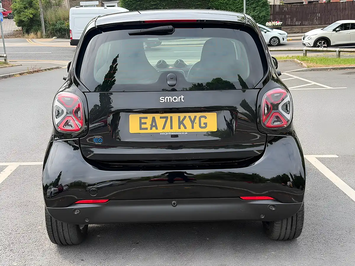 Used 2021 Smart Fortwo Brabus Line Black - Interior and Exterior details 4