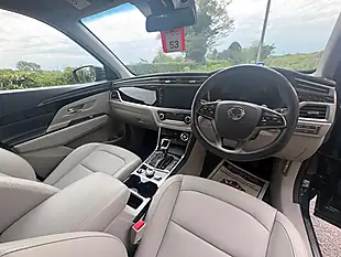 Used 2021 Ssangyong Korando Ultimate Blue - Interior and Exterior details 18