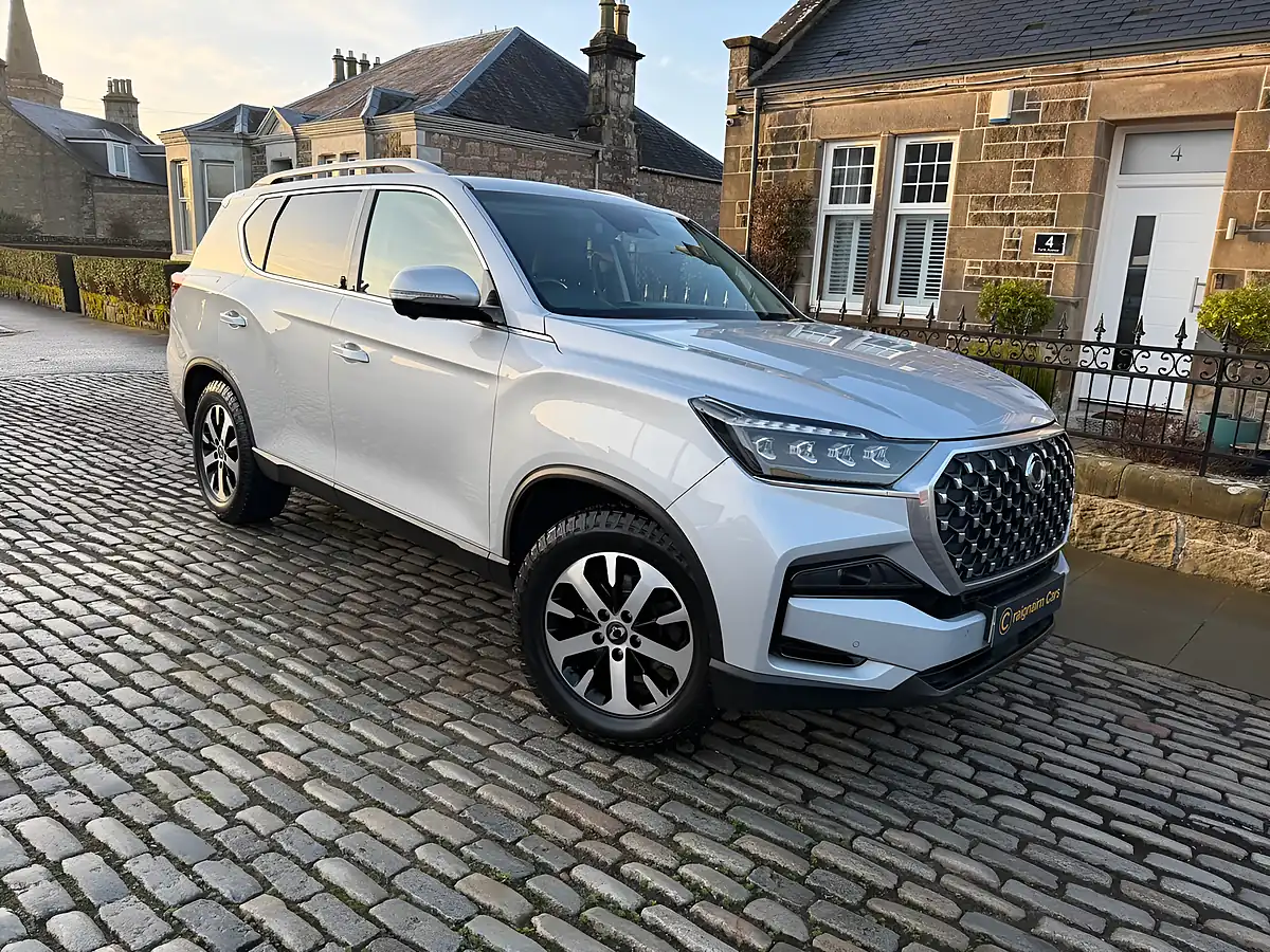 Used 2021 Ssangyong Rexton Ultimate Fine Silver - Front View