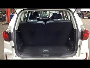 Used 2021 Ssangyong Rexton Ventura White - Interior and Exterior details 9