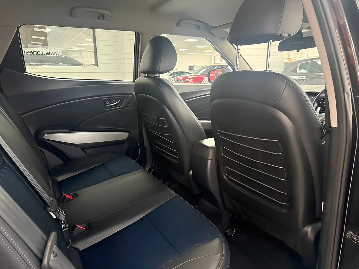Used 2021 Ssangyong Tivoli Le Black - Interior and Exterior details 5