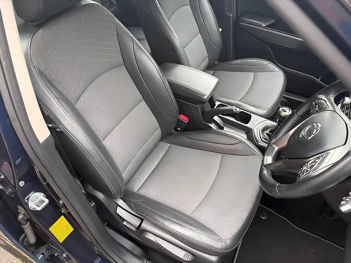 Used 2021 Ssangyong Tivoli Ventura Blue - Interior and Exterior details 10