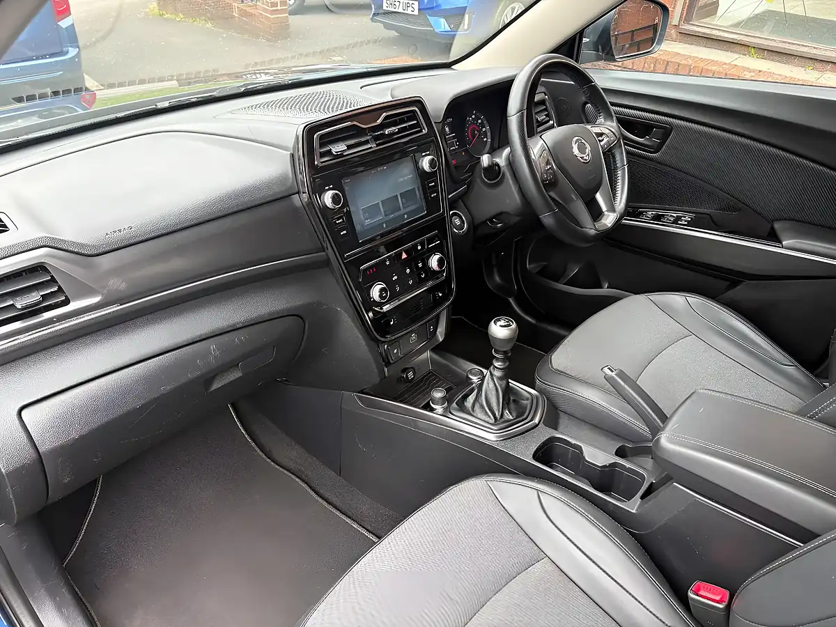 Used 2021 Ssangyong Tivoli Ventura Blue - Interior and Exterior details 13