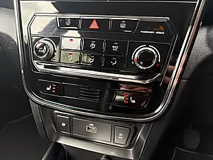 Used 2021 Ssangyong Tivoli Ventura Blue - Interior and Exterior details 16