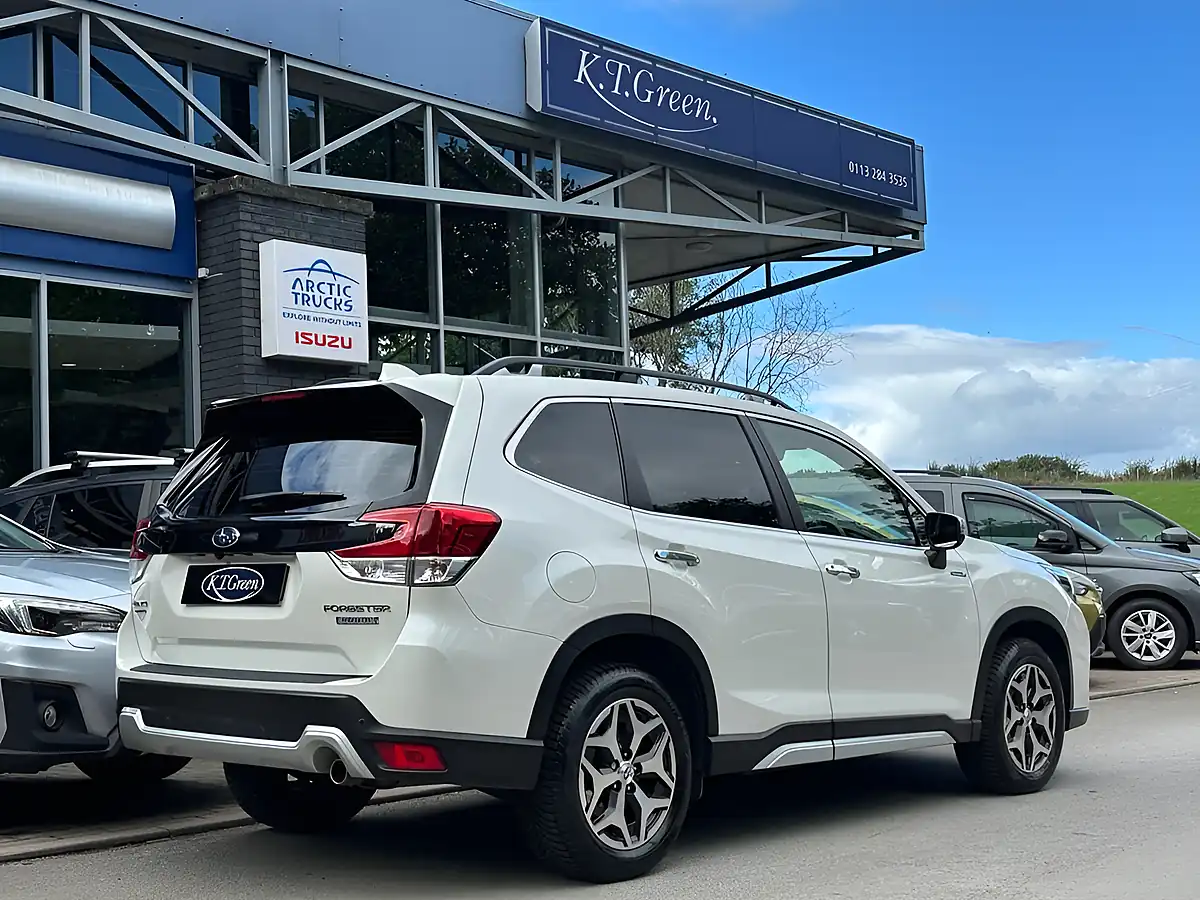 Used 2021 Subaru Forester Xe White - Interior and Exterior details 4