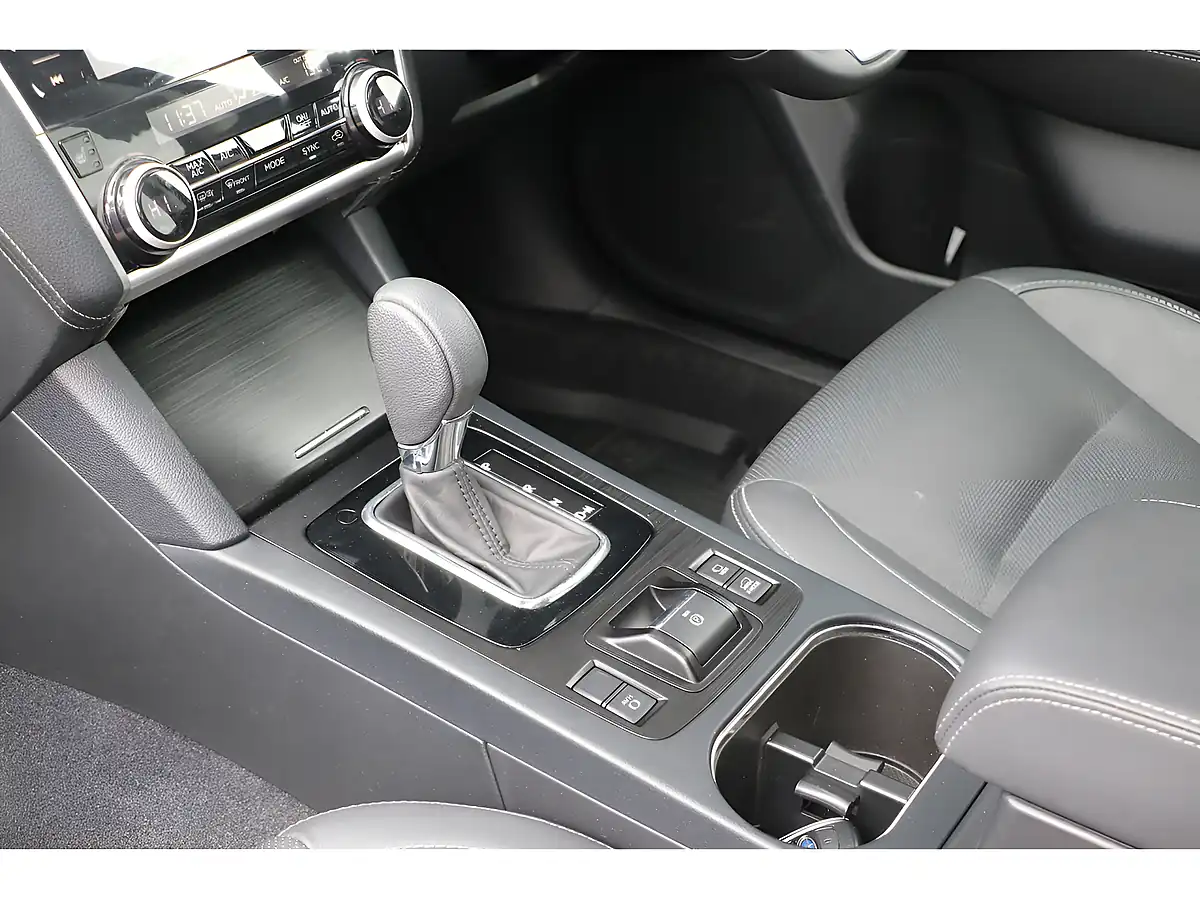 Used 2021 Subaru Outback Se Premium Grey - Interior and Exterior details 16