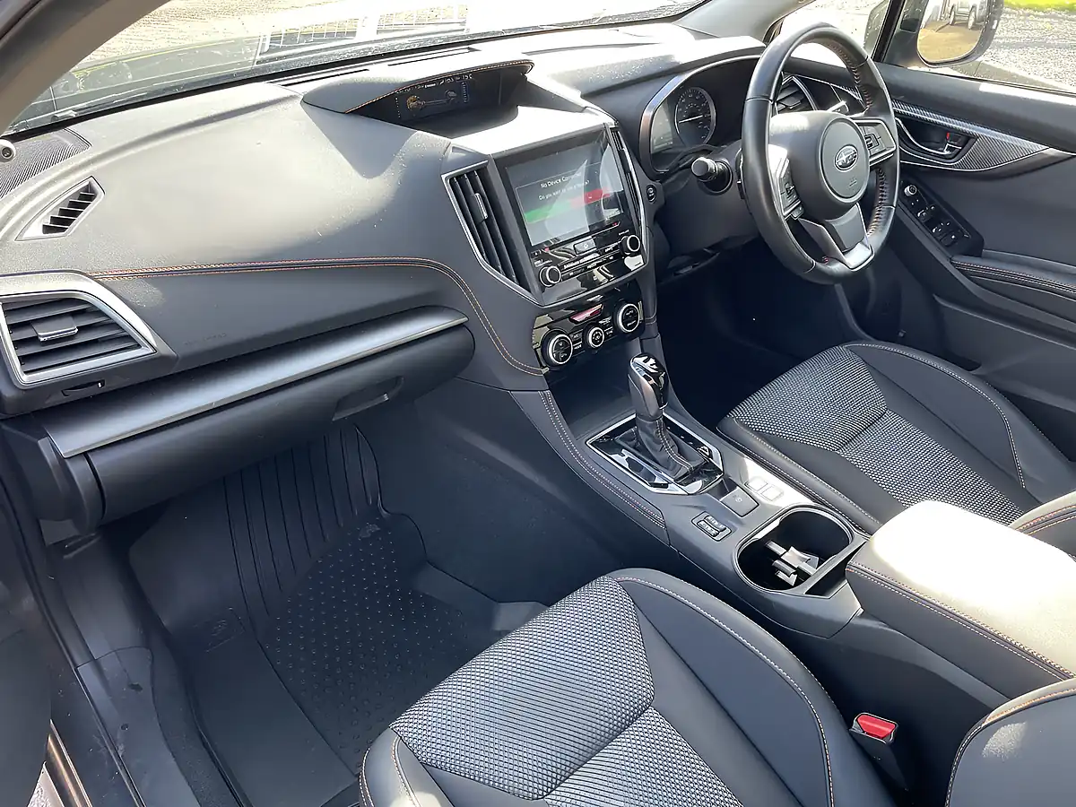 Used 2021 Subaru Xv Se Grey - Interior and Exterior details 11
