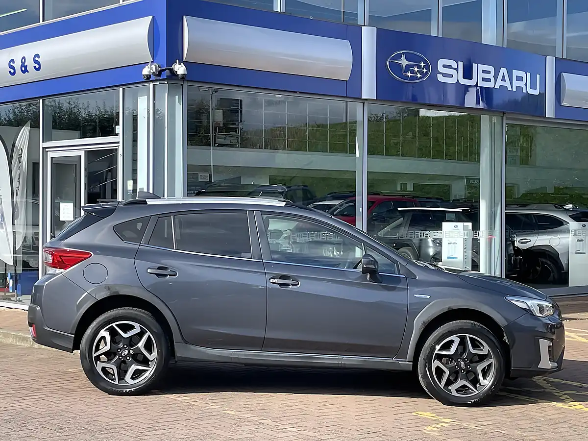 Used 2021 Subaru Xv Se Grey - Interior and Exterior details 3