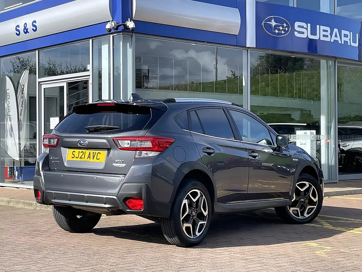 Used 2021 Subaru Xv Se Grey - Interior and Exterior details 4