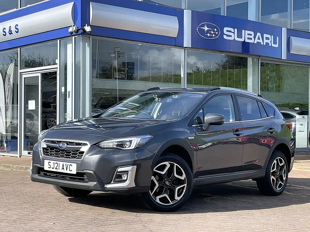 Used 2021 Subaru Xv Se Grey - Interior and Exterior details 8