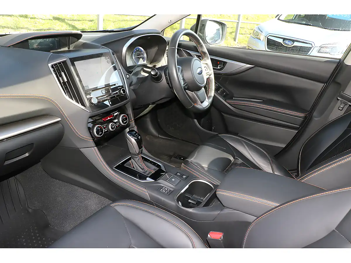 Used 2021 Subaru Xv Se Premium Blue - Interior and Exterior details 18