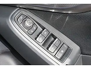 Used 2021 Subaru Xv Se Premium Blue - Interior and Exterior details 9