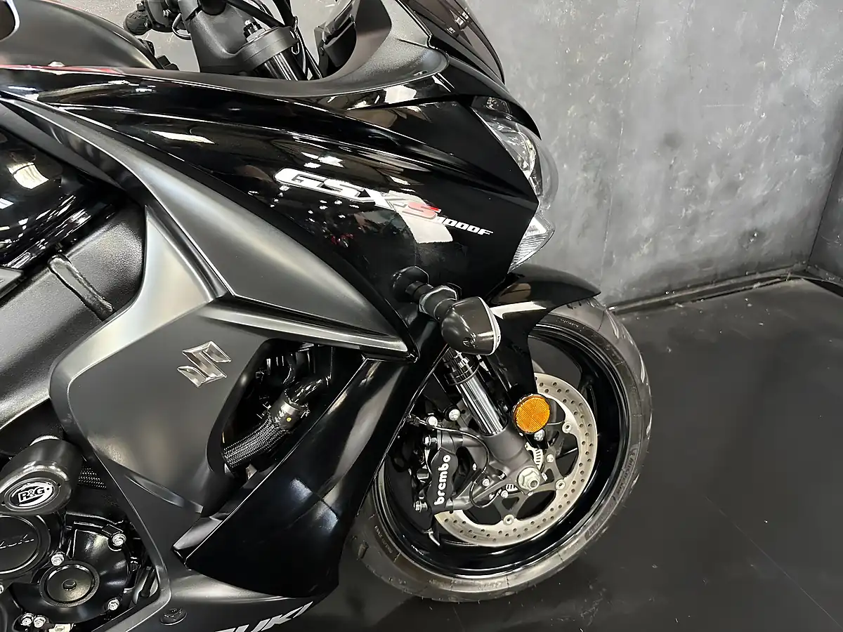 Used 2021 Suzuki GSX-S1000 F Black - Interior and Exterior details 10