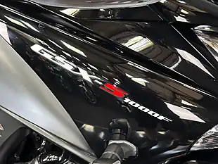 Used 2021 Suzuki GSX-S1000 F Black - Interior and Exterior details 13