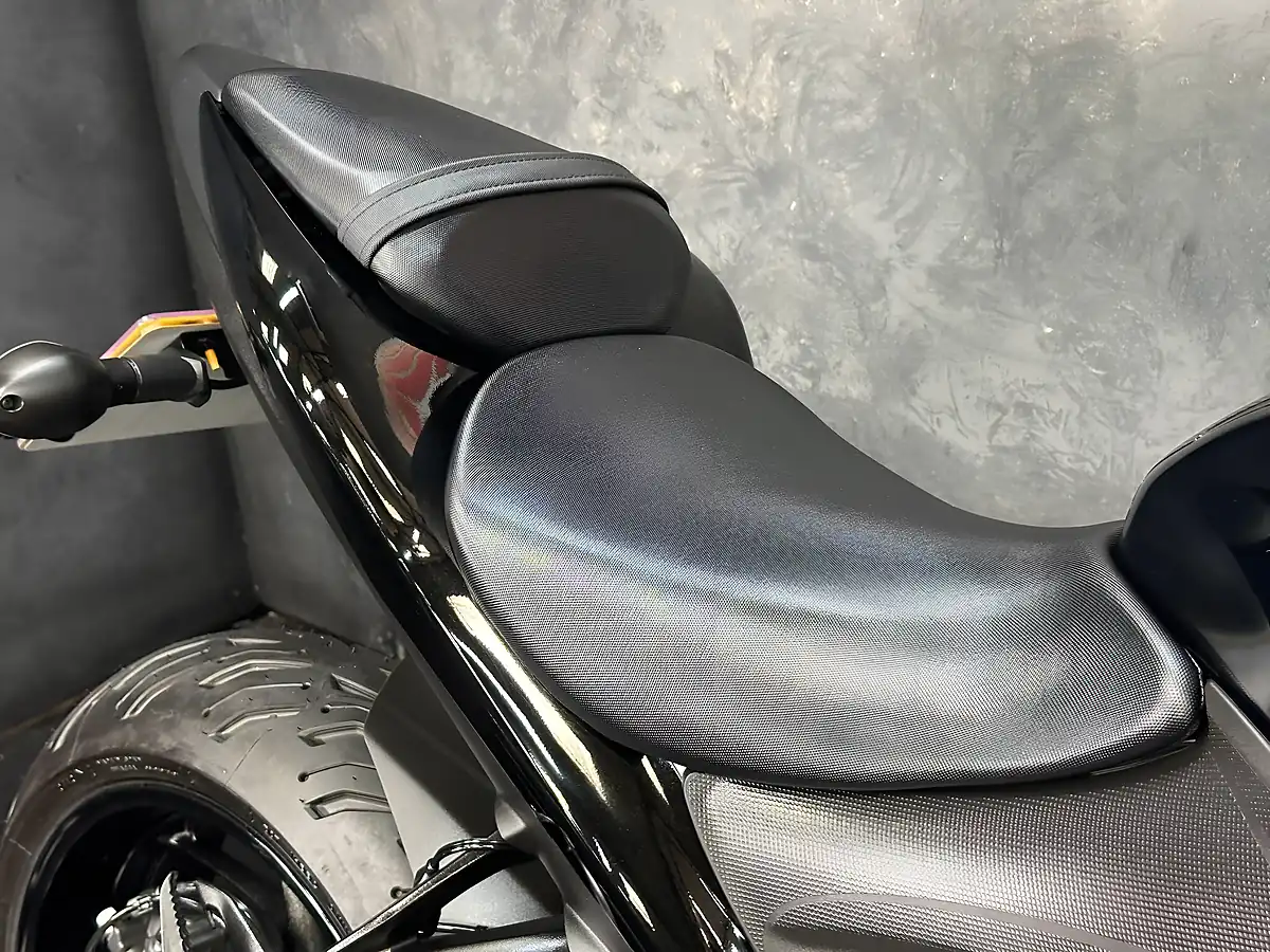 Used 2021 Suzuki GSX-S1000 F Black - Interior and Exterior details 18