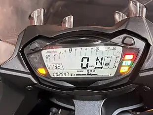 Used 2021 Suzuki GSX-S1000 F Black - Interior and Exterior details 3